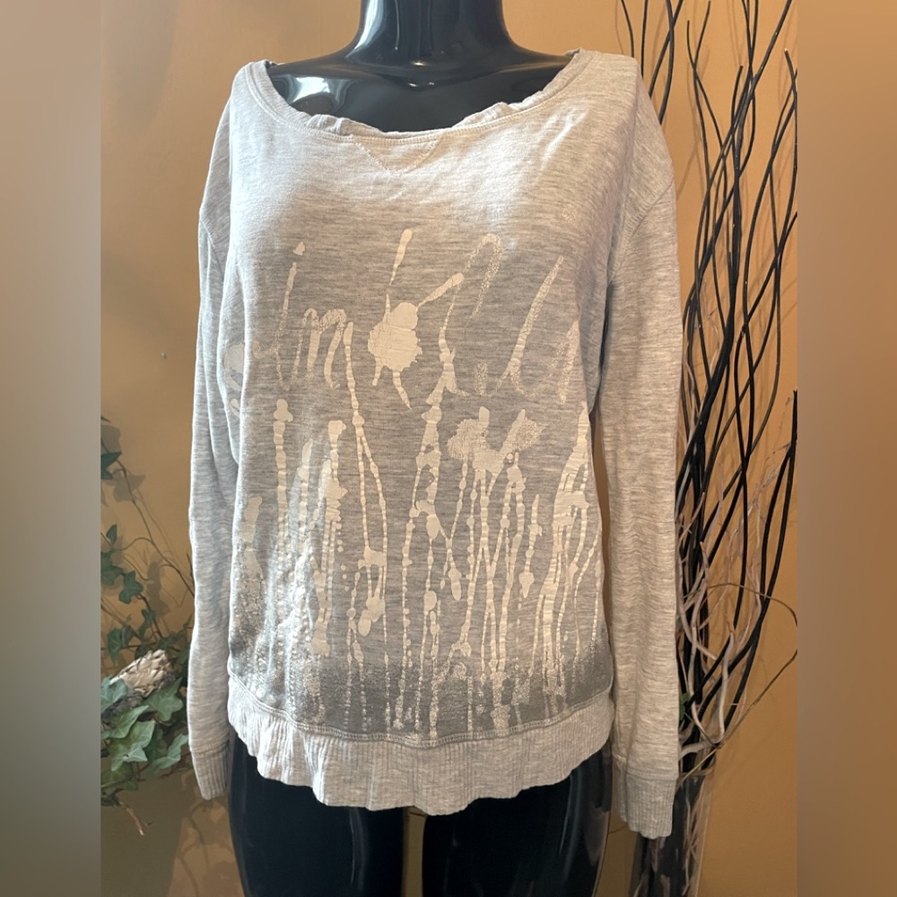 Women’s Calvin Klein Longsleeve ( small )
